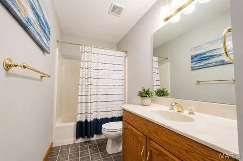 Bath - 128 Callaway Ct, O'fallon, IL 62269 photo 1 of 3