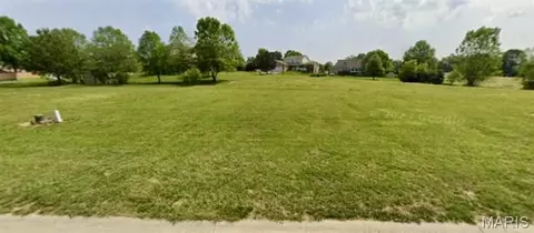 112 Elmbank Dr, Belleville, IL 62226