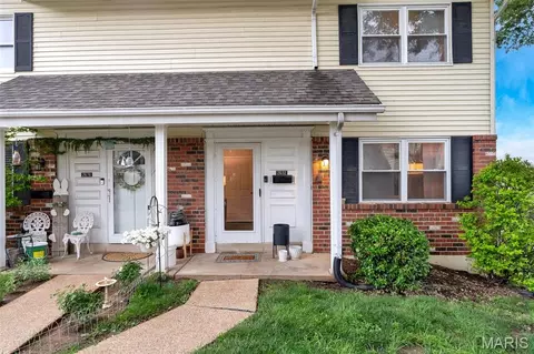 2672 Falcons Way #54, Saint Charles, MO 63303