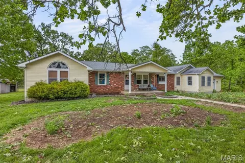 11697 John Emling Rd, Bismarck, MO 63624