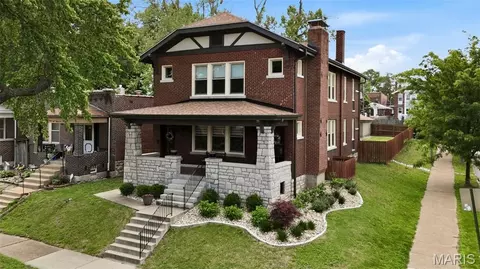3890 Mcdonald Ave, Saint Louis, MO 63116