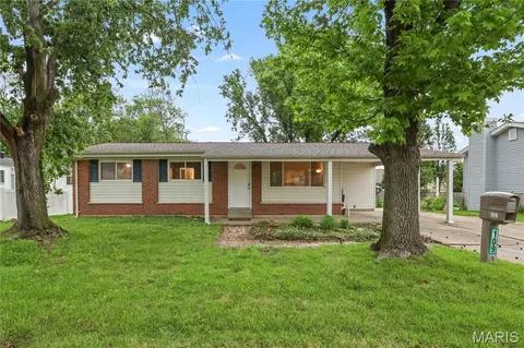 109 Morningside Ln, O'fallon, MO 63366