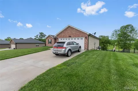 Exterior - 285 Sassenach Dr, Jackson, MO 63755 photo 5 of 6
