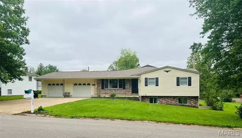 1141 Alden Dr, Sullivan, MO 63080