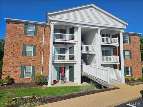 16500 Jubilee Hill Spur #J, Wildwood, MO 63040