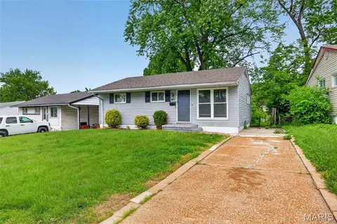 143 Grampian Rd, Saint Louis, MO 63137