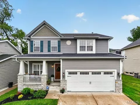 10465 Savannah Ave, Saint Louis, MO 63131