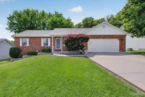 586 Monty Vw, Washington, MO 63090