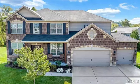 58 Blue Brook Ct, O'fallon, MO 63366