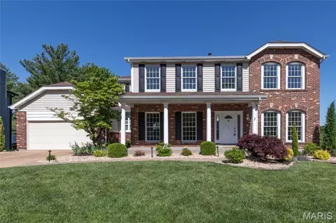 2821 Championship Blvd, Saint Louis, MO 63129