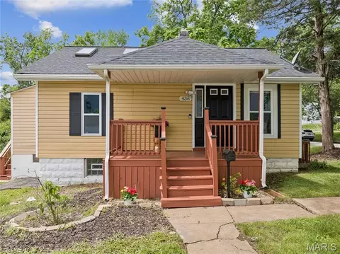 436 Meacham St, Kirkwood, MO 63122