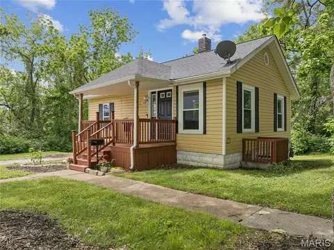 436 Meacham St, Kirkwood, MO 63122