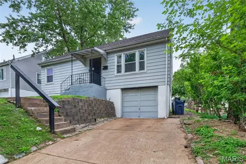416 Ballman Ave, Saint Louis, MO 63135