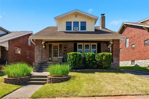 1112 Hornsby Ave, Saint Louis, MO 63147