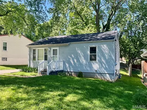233 Buddie Ave, Saint Louis, MO 63135