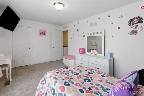Bedroom - 1967 Masters Dr, Festus, MO 63028 photo 2 of 7