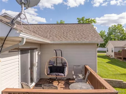 Exterior - 113 Fort Dodge Dr, Wright City, MO 63390 photo 6 of 8