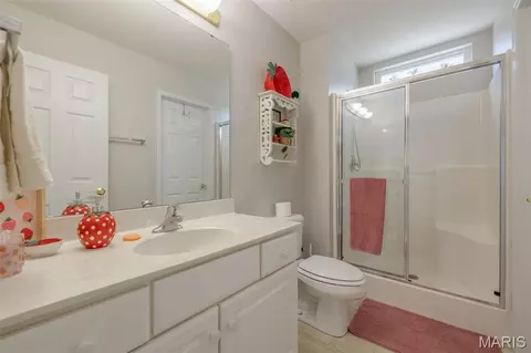 Bath - 113 Fort Dodge Dr, Wright City, MO 63390 photo 1 of 2