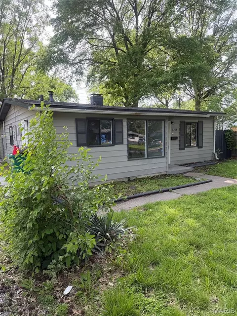 1314 Saint Raphael St, Cahokia, IL 62206