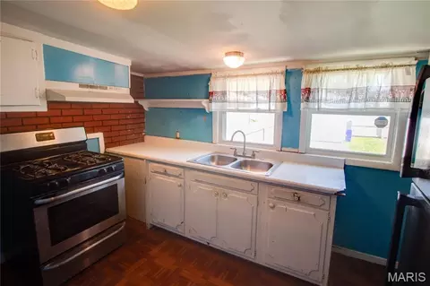 Kitchen - 124 E 7th St, Roxana, IL 62084 photo 1 of 3