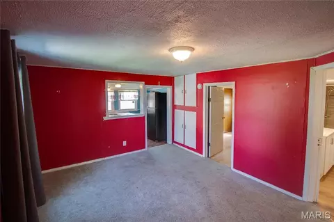 Other - 124 E 7th St, Roxana, IL 62084 photo 2 of 7