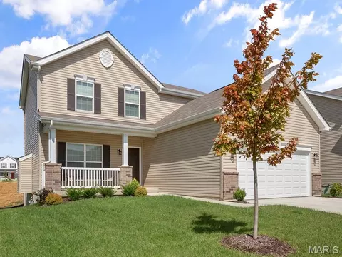 1567 Salerno Dr, Saint Louis, MO 63133