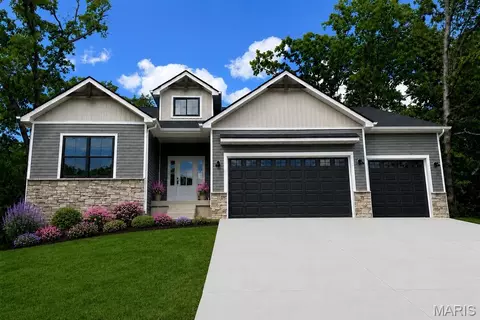 32060 N Fairway Dr, Foristell, MO 63348