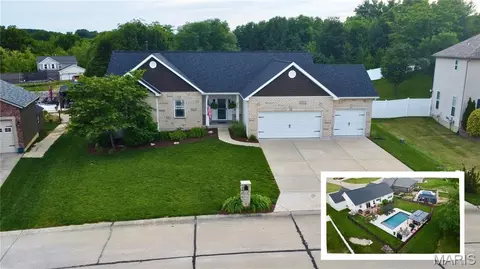 3219 Big Piney Dr, Festus, MO 63028