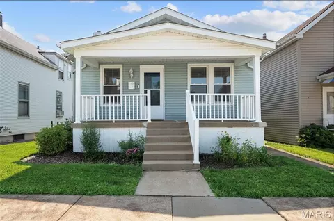 5336 West Ave, Saint Louis, MO 63116