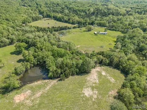 746 Pendleton Rd, Farmington, MO 63640