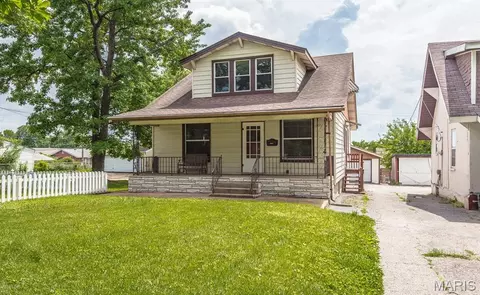 3930 Meramec St, Saint Louis, MO 63116