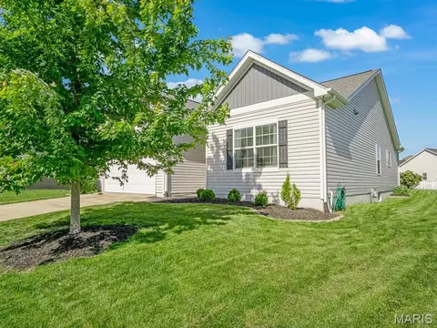 813 Hawkridge Run, Shiloh, IL 62221