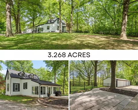 2913 Old Caseyville Rd, Swansea, IL 62226