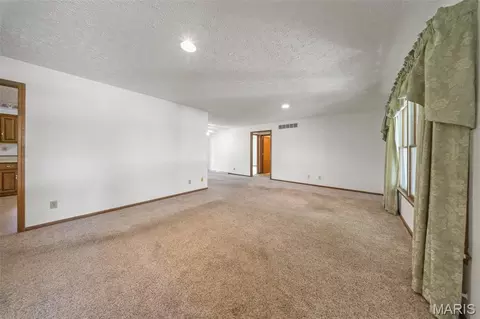 Living - 503 Spruce St, Dixon, MO 65459 photo 1 of 3