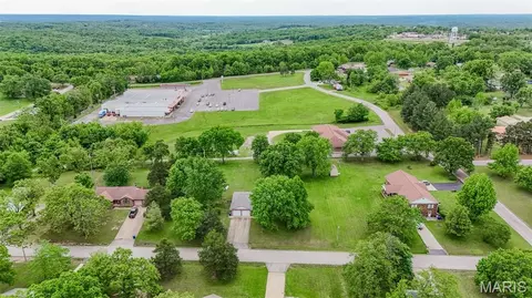 View/Area - 503 Spruce St, Dixon, MO 65459 photo 4 of 15