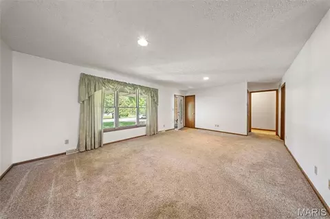 Living - 503 Spruce St, Dixon, MO 65459 photo 3 of 3