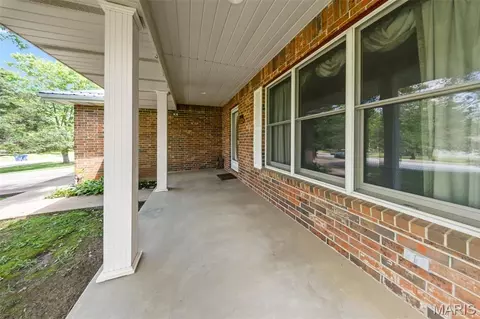 Exterior - 503 Spruce St, Dixon, MO 65459 photo 1 of 8