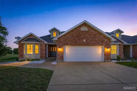 12858 Birdie Ct, Sainte Genevieve, MO 63670