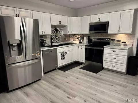 Kitchen - 701 S Ridge Ave, Steeleville, IL 62288 photo 1 of 1