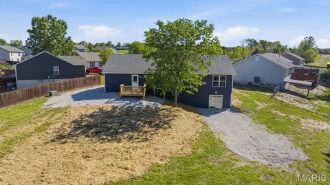 Exterior - 22 Tucker Ct, Winfield, MO 63389 photo 3 of 10