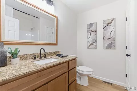 Bath - 22 Tucker Ct, Winfield, MO 63389 photo 2 of 2