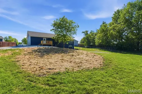 Exterior - 22 Tucker Ct, Winfield, MO 63389 photo 7 of 10