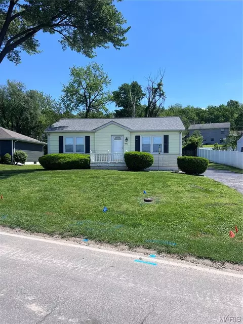 3516 Elm Point Rd, Saint Charles, MO 63301