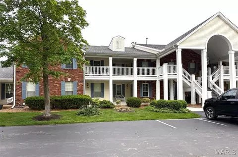 332 Waterside Dr, Wildwood, MO 63040