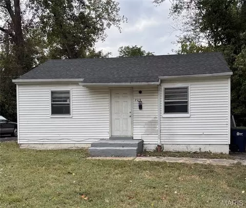 705 Beardsley Ct, Ferguson, MO 63135