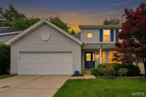 2514 Barrett Place Dr, Ballwin, MO 63021