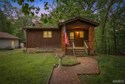 10952 Quail Dr, Sainte Genevieve, MO 63670