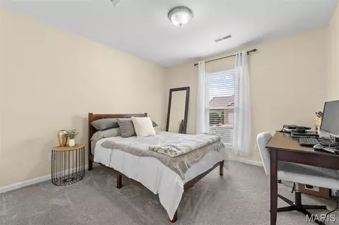 Bedroom - 309 Hawks View Dr, O'fallon, MO 63368 photo 6 of 7
