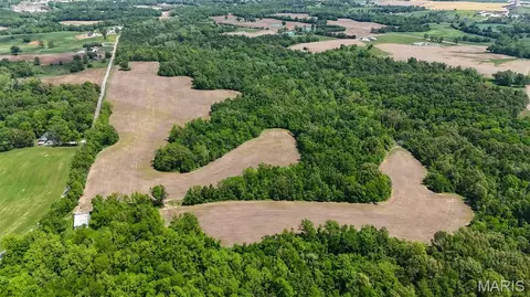 95 51 Ac Pcr 501, Perryville, MO 63775