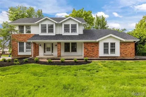 11228 Mosley Farm Ct, Saint Louis, MO 63141